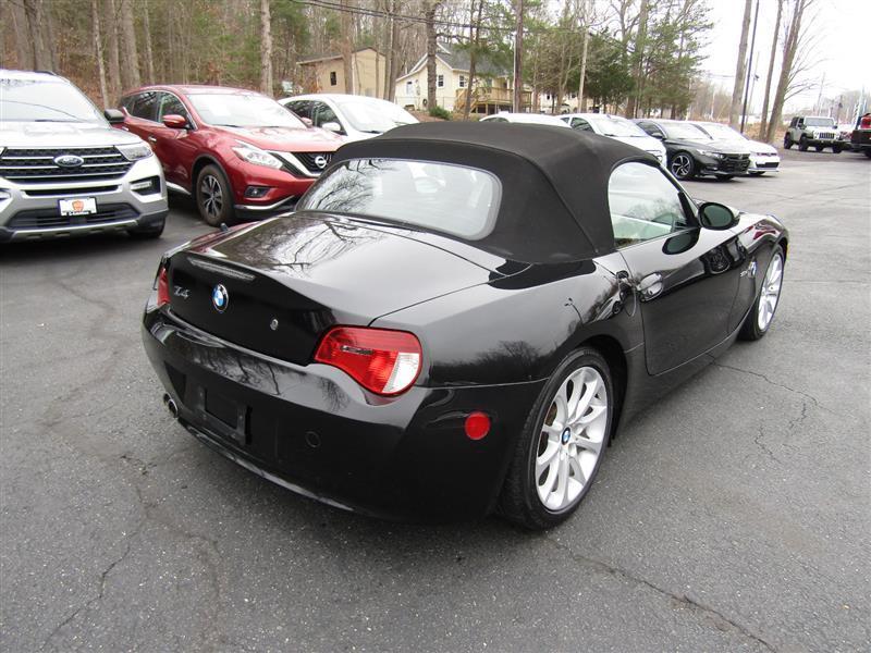 used 2006 BMW Z4 car, priced at $11,500