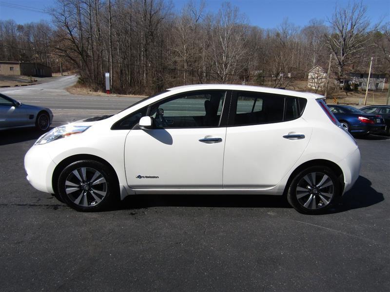 used 2015 Nissan Leaf car, priced at $7,500