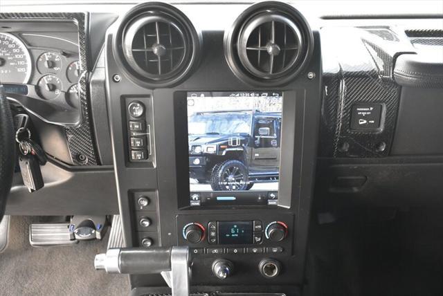 used 2006 Hummer H2 car, priced at $18,900