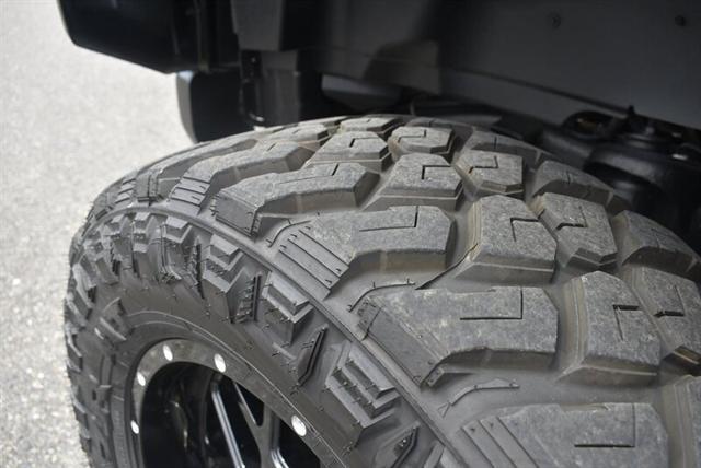 used 2006 Hummer H2 car, priced at $18,900