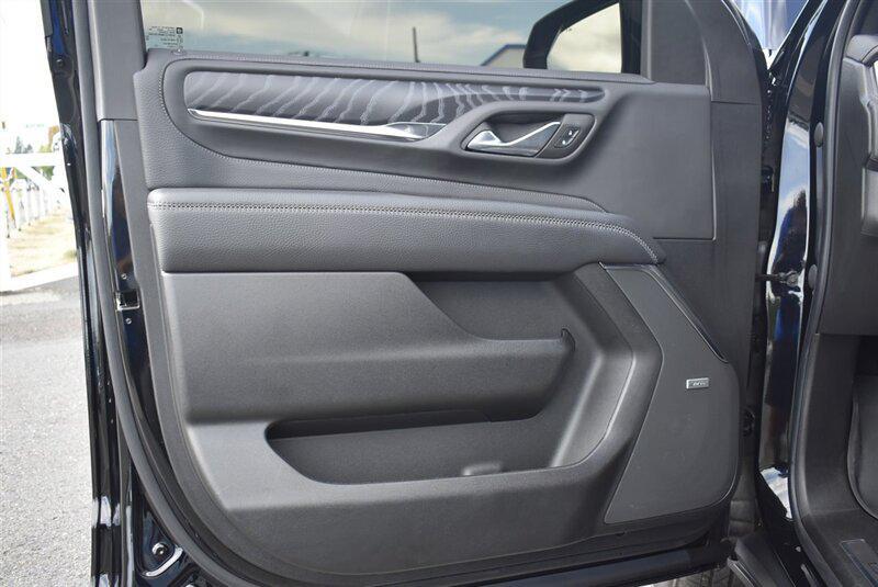 used 2023 GMC Yukon XL car, priced at $71,900