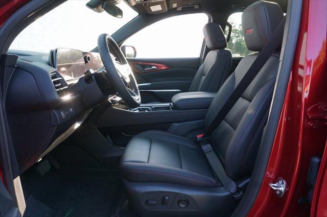 new 2025 Chevrolet Traverse car, priced at $50,310