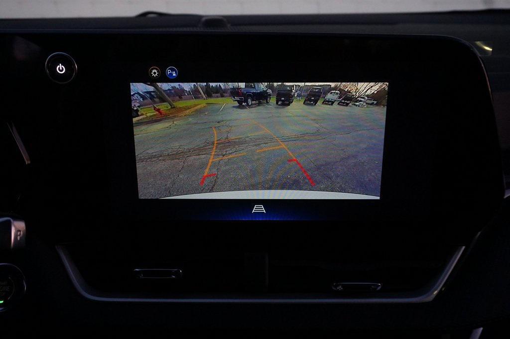 new 2026 Chevrolet Equinox car, priced at $28,145