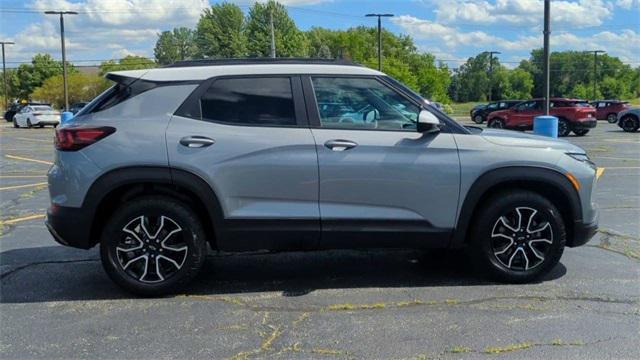 new 2025 Chevrolet TrailBlazer car, priced at $30,905