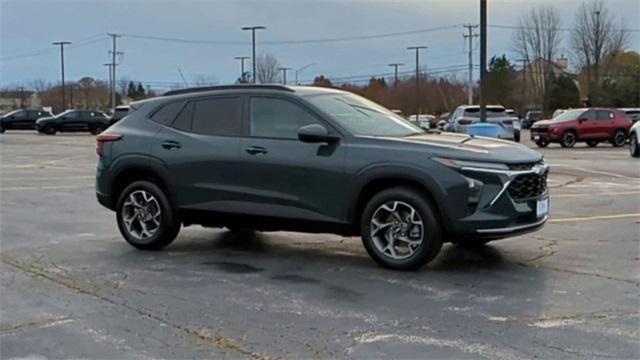 new 2025 Chevrolet Trax car, priced at $24,050