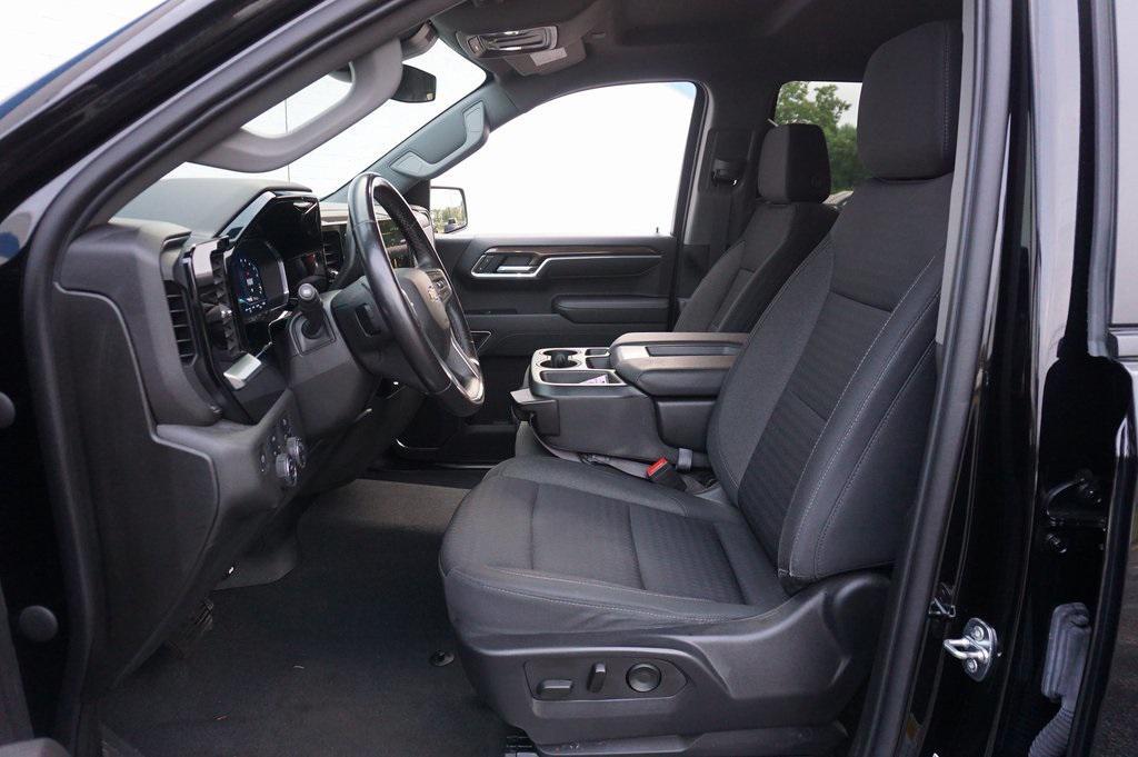 used 2022 Chevrolet Silverado 1500 car, priced at $34,295
