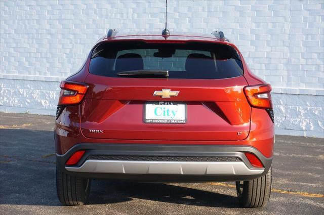 new 2025 Chevrolet Trax car, priced at $21,945