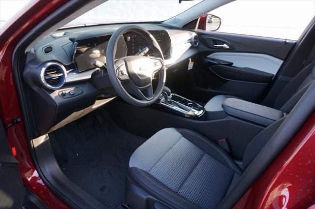 new 2025 Chevrolet Trax car, priced at $21,945