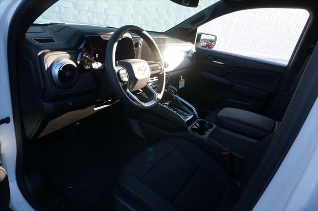 new 2025 Chevrolet Colorado car, priced at $37,647