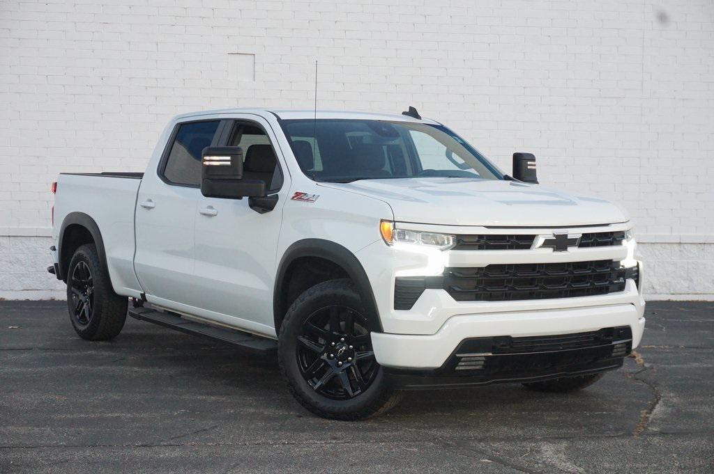 used 2022 Chevrolet Silverado 1500 car, priced at $39,595