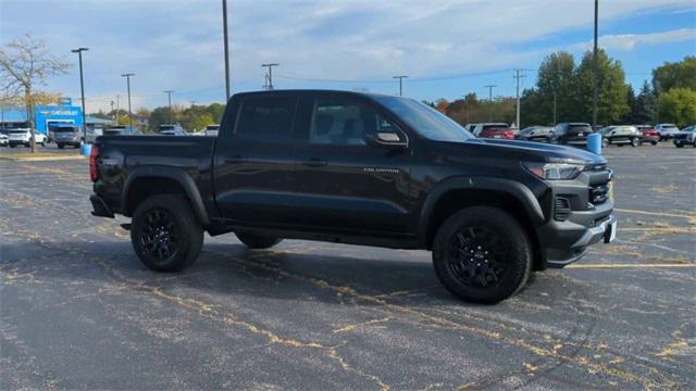 new 2024 Chevrolet Colorado car, priced at $38,995