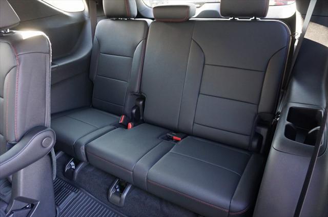 new 2025 Chevrolet Traverse car, priced at $48,355