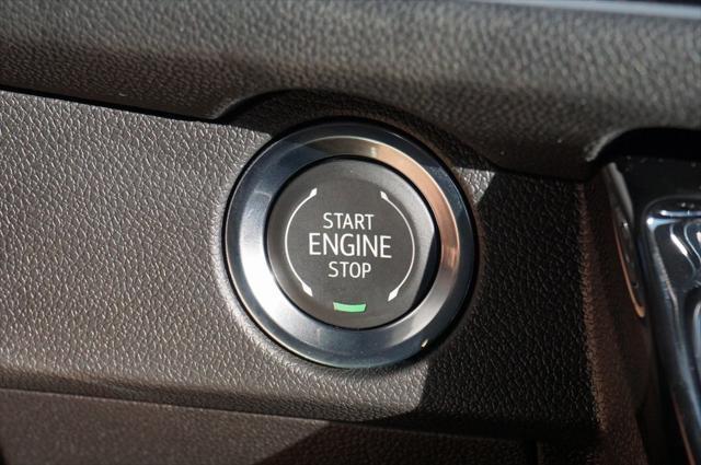 new 2025 Chevrolet Traverse car, priced at $48,355