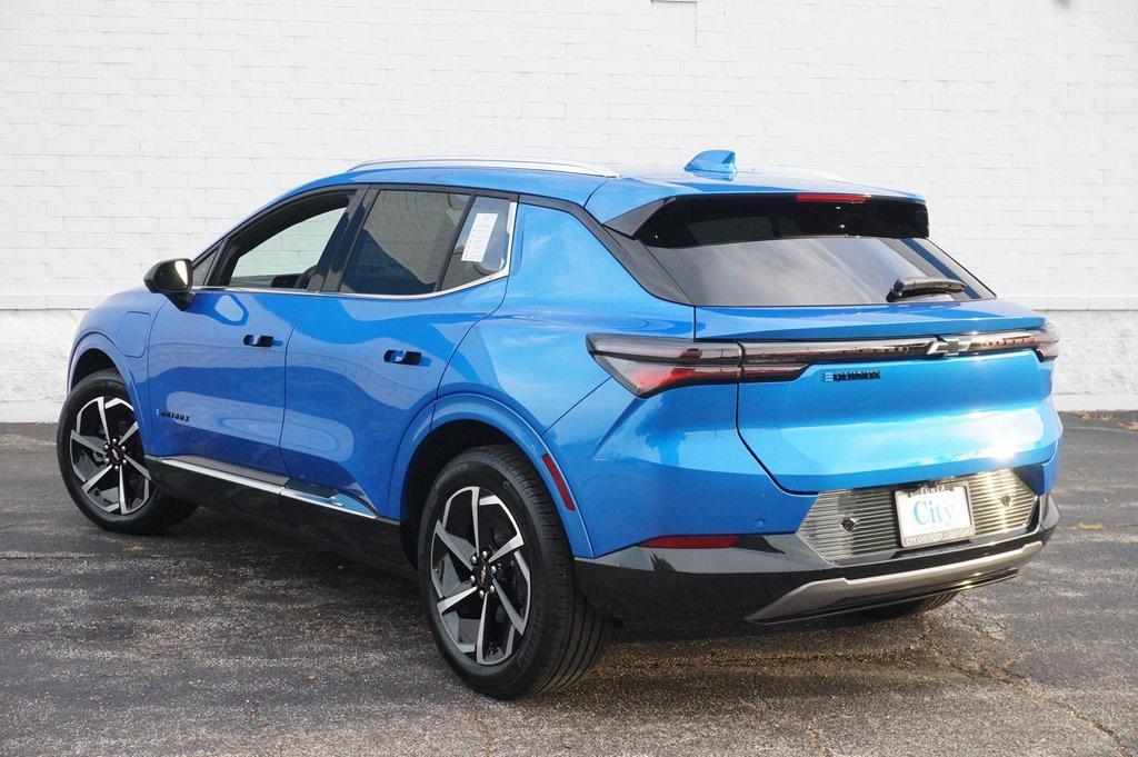 new 2025 Chevrolet Equinox EV car, priced at $29,340