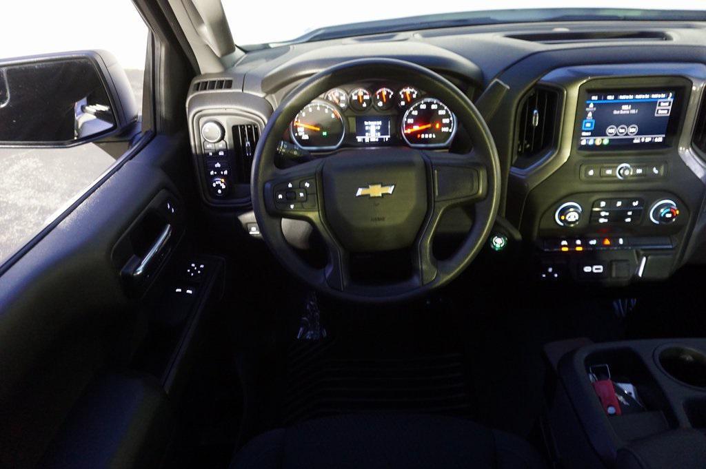 new 2025 Chevrolet Silverado 1500 car, priced at $31,997