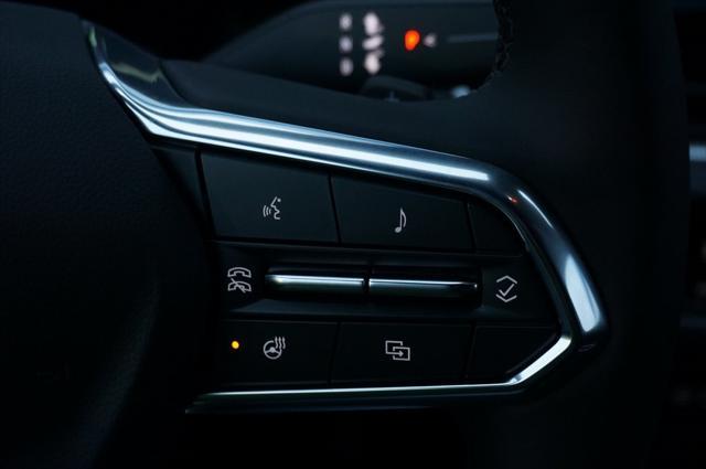 new 2025 Chevrolet Equinox car, priced at $28,370