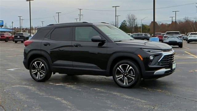 new 2024 Chevrolet TrailBlazer car, priced at $29,960