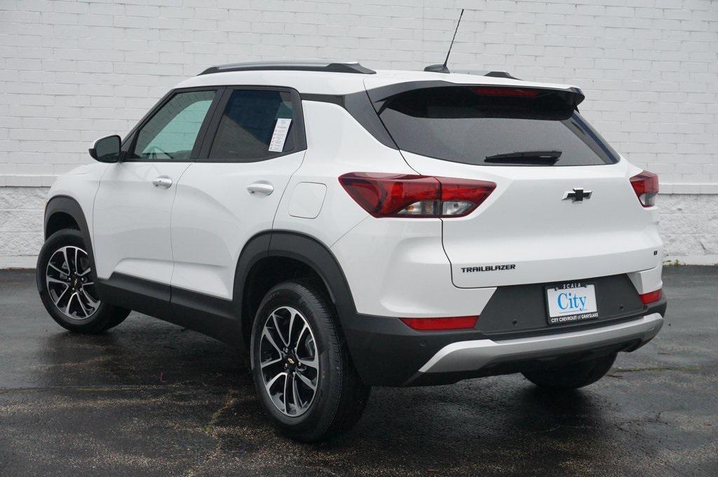 new 2025 Chevrolet TrailBlazer car, priced at $26,045