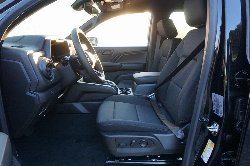 new 2026 Chevrolet Colorado car, priced at $38,050