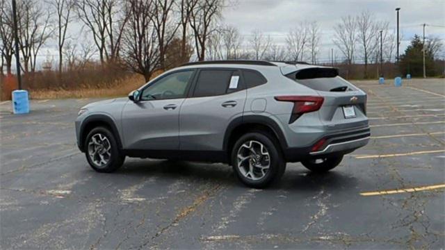 new 2025 Chevrolet Trax car, priced at $24,050