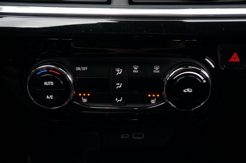 new 2025 Chevrolet Trax car, priced at $24,287