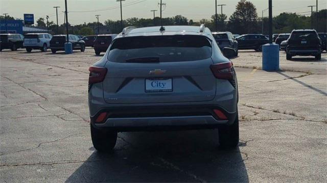 new 2025 Chevrolet Trax car, priced at $23,051