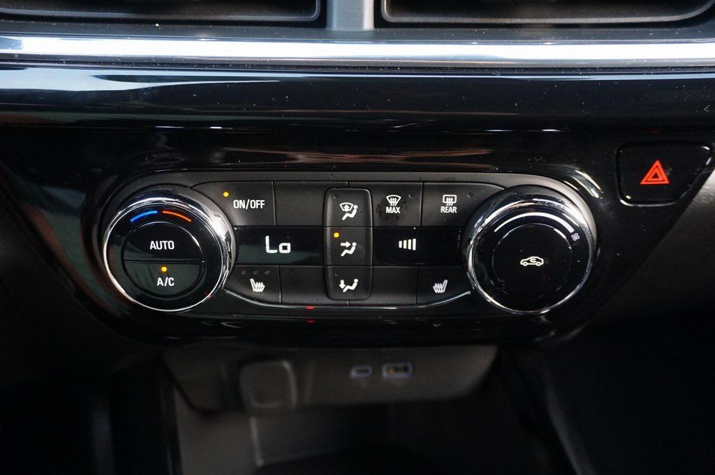 used 2025 Chevrolet Trax car, priced at $22,995