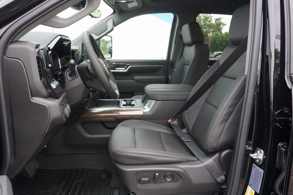 new 2025 Chevrolet Silverado 2500 car, priced at $69,545