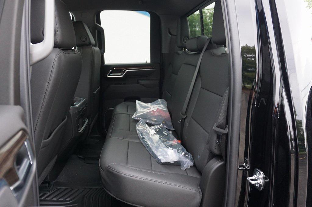 new 2025 Chevrolet Silverado 2500 car, priced at $69,545