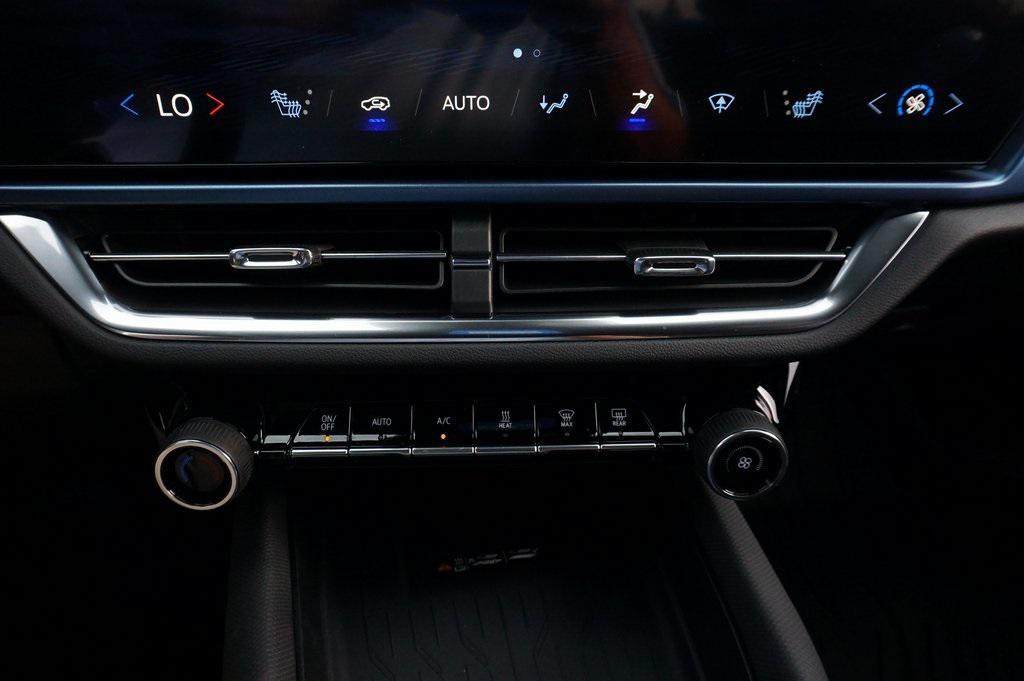 new 2025 Chevrolet Equinox EV car, priced at $29,115