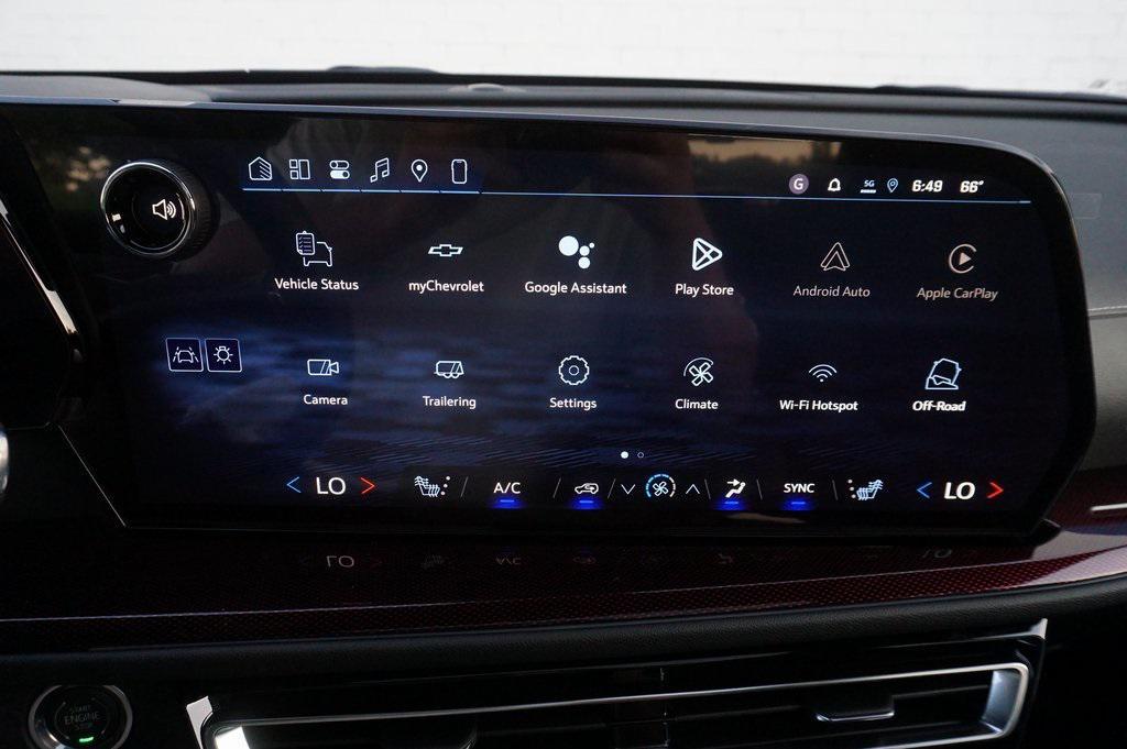 new 2026 Chevrolet Traverse car, priced at $50,420