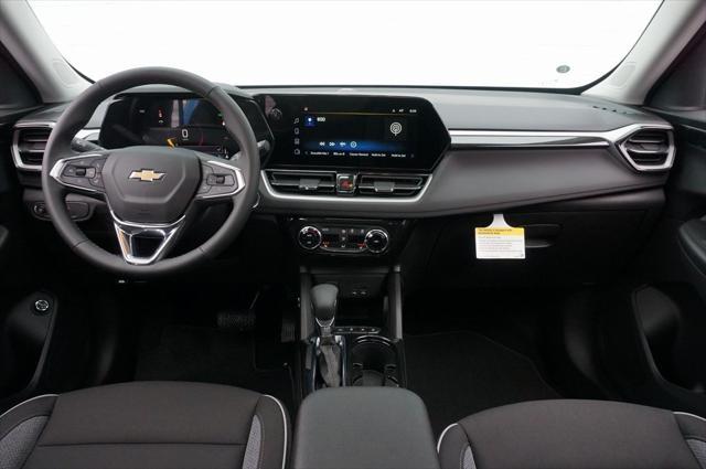 new 2025 Chevrolet TrailBlazer car, priced at $27,610