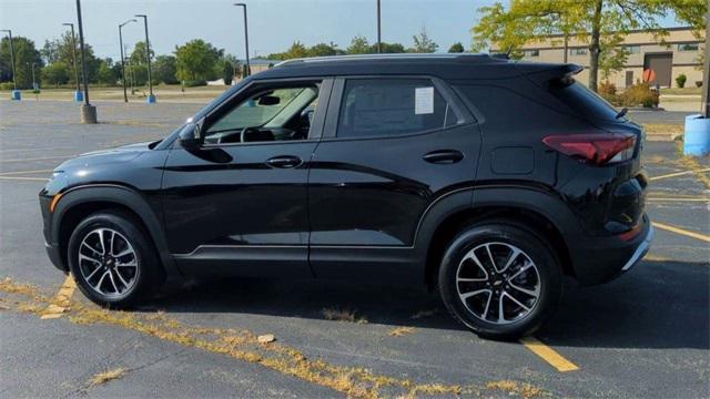 new 2025 Chevrolet TrailBlazer car, priced at $24,721