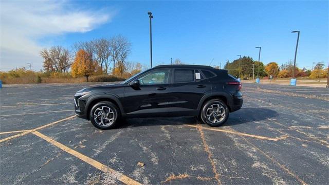 new 2025 Chevrolet Trax car, priced at $22,785