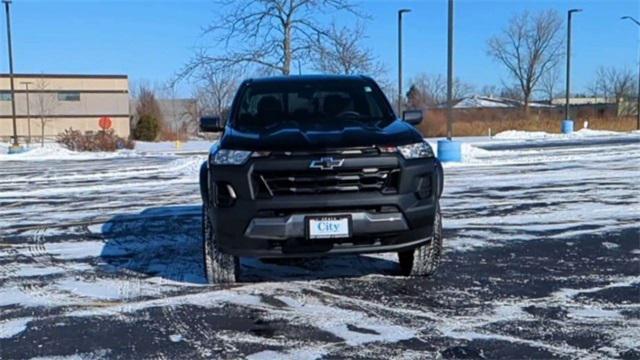 new 2025 Chevrolet Colorado car, priced at $37,420