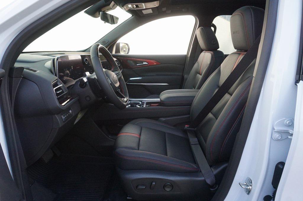 new 2026 Chevrolet Traverse car, priced at $58,690