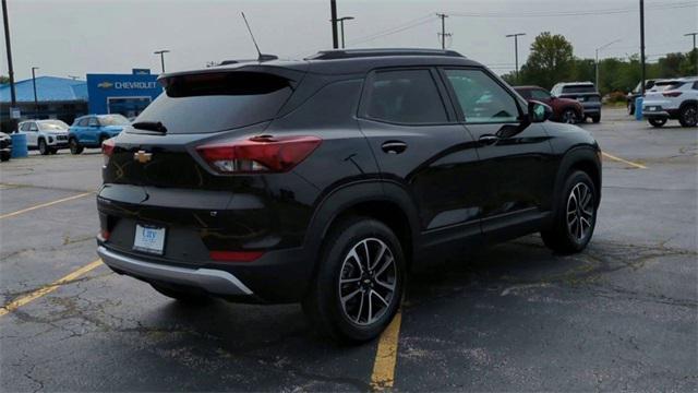 new 2025 Chevrolet TrailBlazer car, priced at $27,683