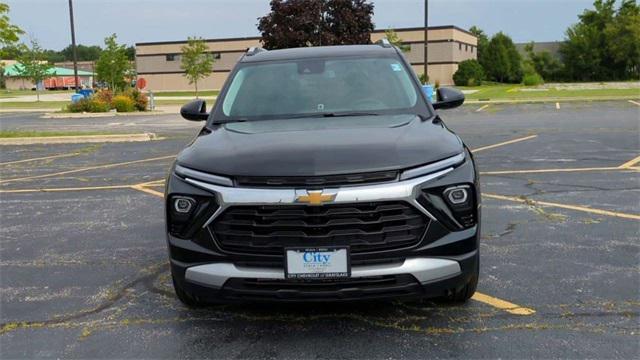 new 2025 Chevrolet TrailBlazer car, priced at $27,683