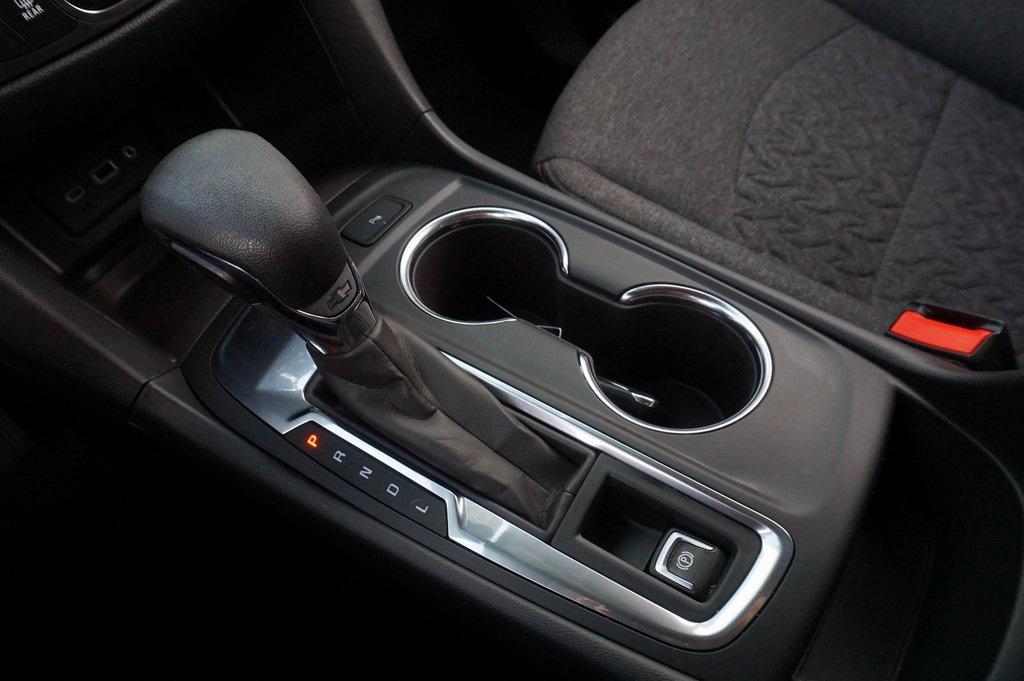 used 2022 Chevrolet Equinox car, priced at $19,595