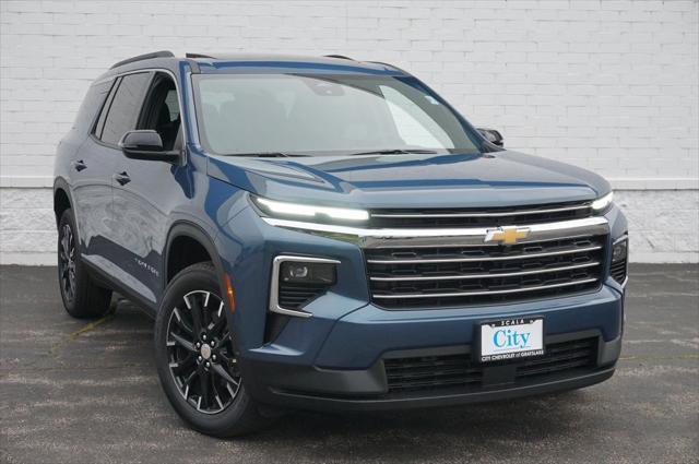 new 2025 Chevrolet Traverse car, priced at $43,045