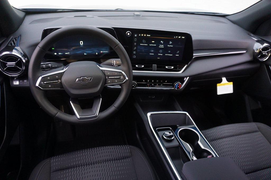 new 2026 Chevrolet Equinox car, priced at $30,865