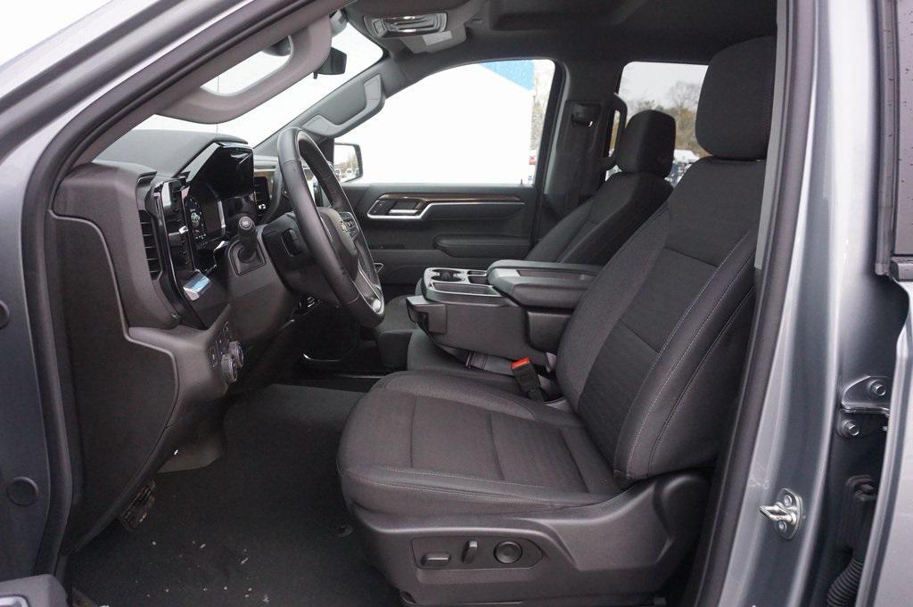 used 2025 Chevrolet Silverado 1500 car, priced at $43,495