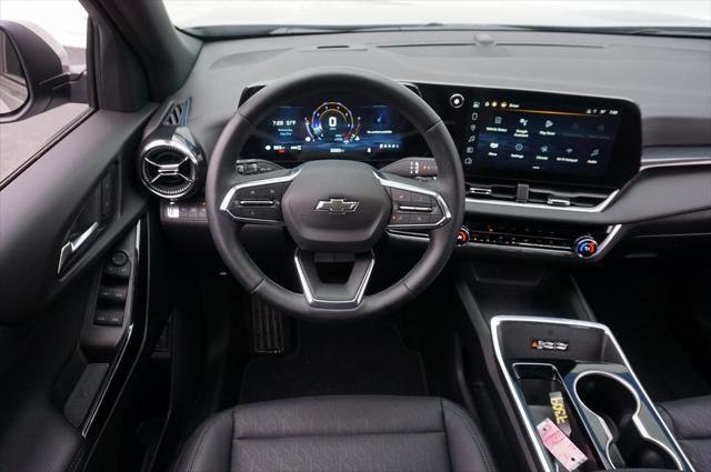 new 2025 Chevrolet Equinox car, priced at $31,990