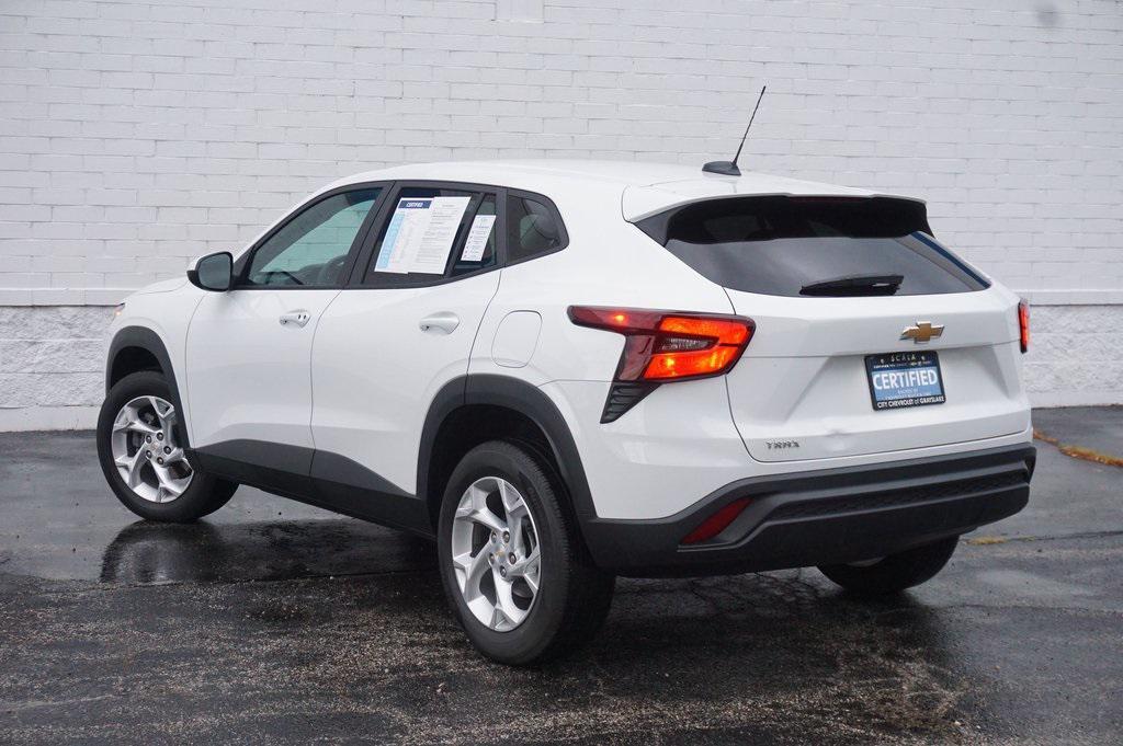 used 2024 Chevrolet Trax car, priced at $19,495