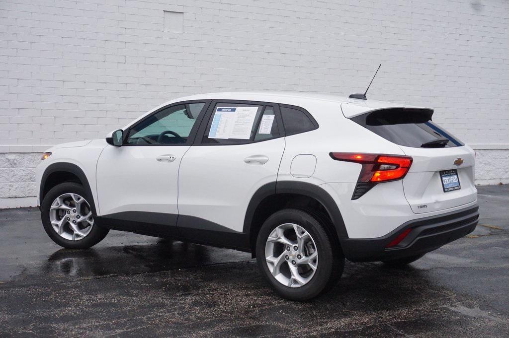 used 2024 Chevrolet Trax car, priced at $19,495