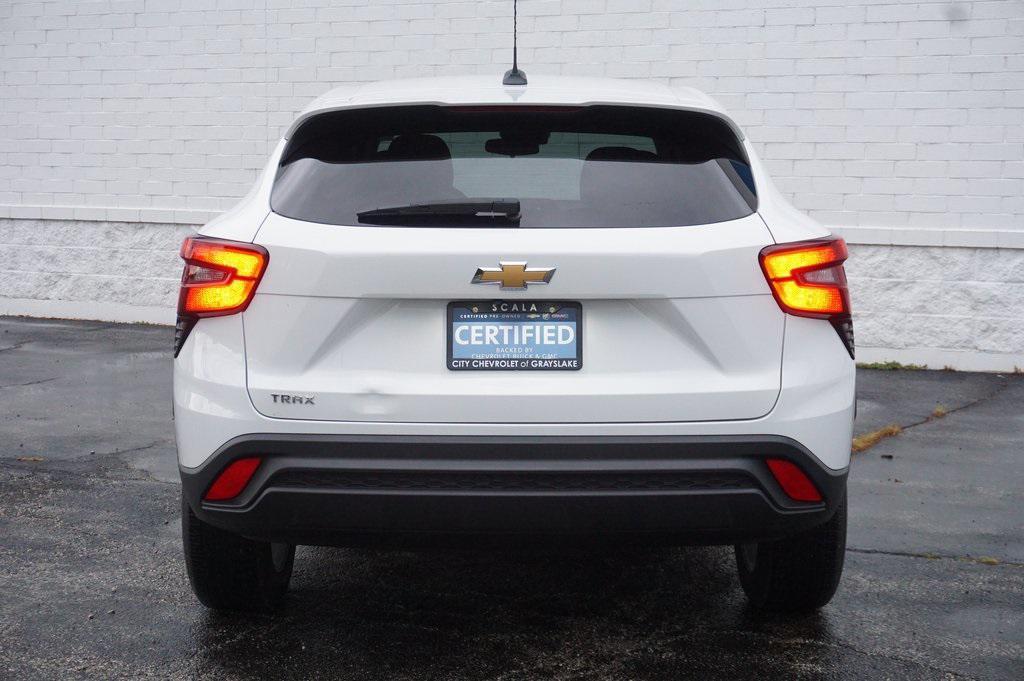 used 2024 Chevrolet Trax car, priced at $19,495