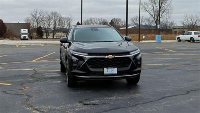 new 2025 Chevrolet Trax car, priced at $24,864