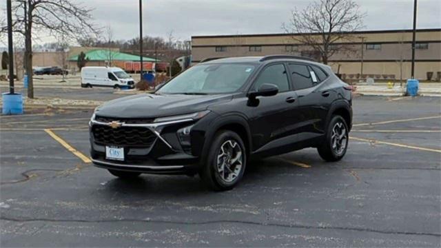 new 2025 Chevrolet Trax car, priced at $24,864