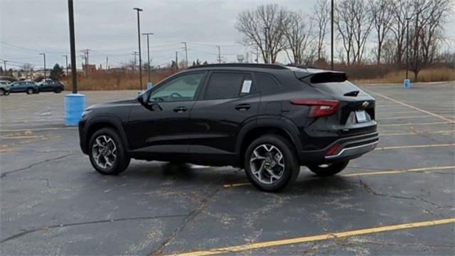 new 2025 Chevrolet Trax car, priced at $24,864