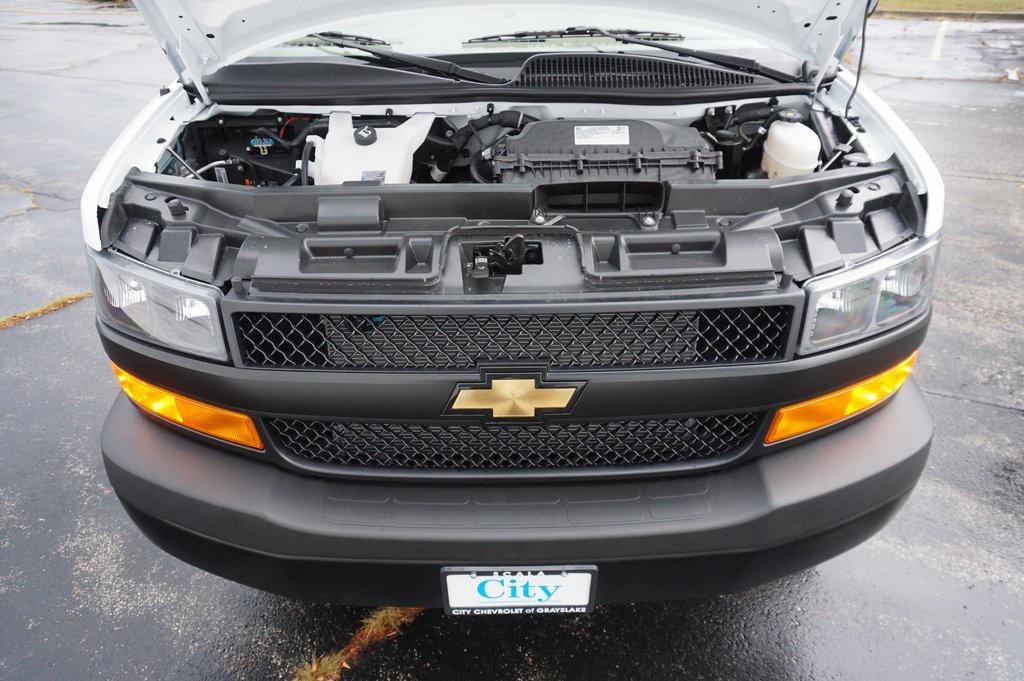 new 2025 Chevrolet Express 2500 car, priced at $44,368